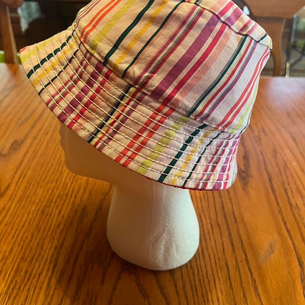Kid's Multicolored Striped Bucket Hat/Beachwear/Sun protection